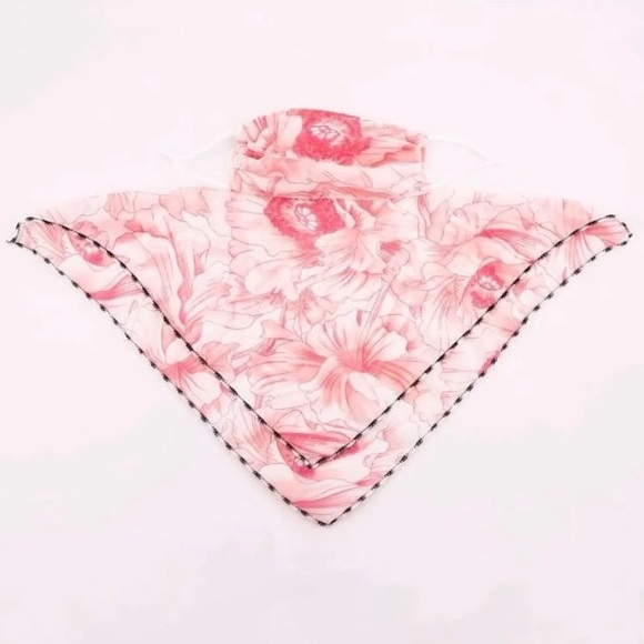 💗Face Mask & Scarf - Picture 2 of 4